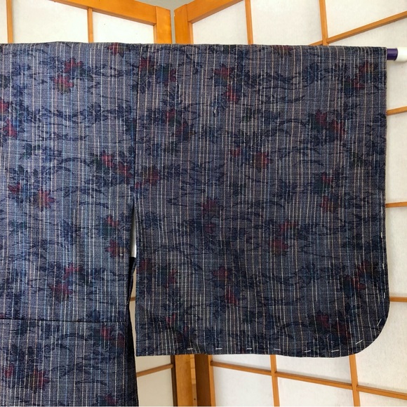 Authentic Vintage Japanese Navy Blue Kimono Robe with Maple Leaves Cotton Blend - Picture 9 of 12